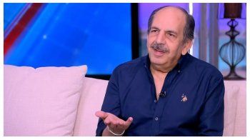 شاهد .. ممثل مصري يكشف عن نجاته من الموت بأعجوبة بعد دخوله بغيبوبة