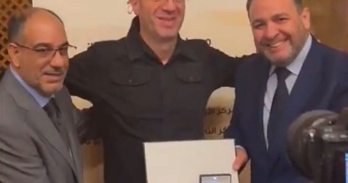 شاهد .. تكريم الإعلامي روبير ميلاد مخايل من الجامعة الدول العربية في الأردن