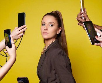 شاهد .. خاص - يمان الحاج: " تخليت عن الطب من أجل الموسيقى ولهذا السبب شاركت فاديا طنب الحاج في أغنيتي The Immigrant’s Song "