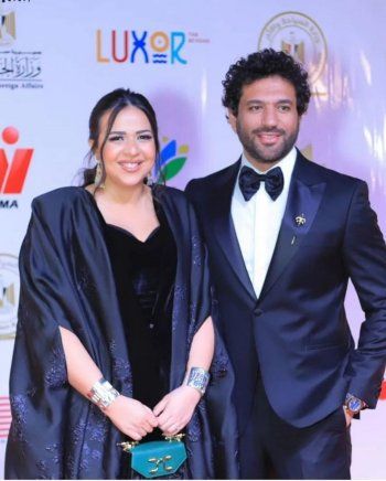 شاهد .. دنيا سمير غانم توجه رسالة لشقيقتها إيمي.. وهذا ما قالته!