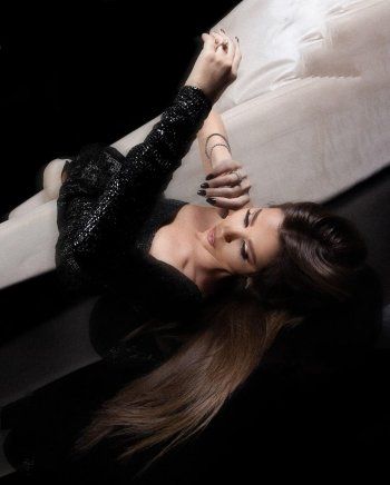 شاهد .. أناقة كارلا حداد بإطلالتها الأخيرة حديث الجمهور.. هكذا بدت