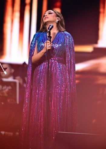 شاهد .. أنغام وفؤاد عبد الواحد يغنيان ضمن حفلات فبراير الكويت .. بالصور