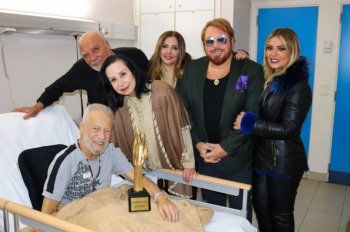 شاهد .. لجنة مهرجان الزمن الجميل تزور فادي إبراهيم في المستشفى..ورسالة مؤثرة الى العلن-بالصورة