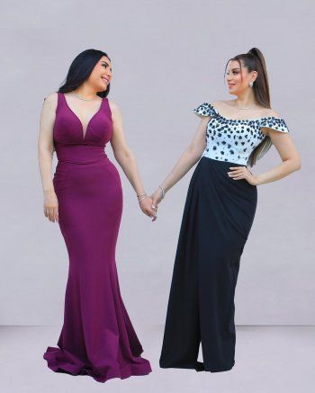 شاهد .. عبير صبري في مجموعة من الصور مع شقيقتها .. والشبه بينهما حديث الجمهور