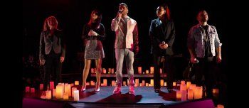 شاهد .. موري حاتم يتألق في حفل عيد الحب ويذهل الجمهور بأدائه وإحساسه