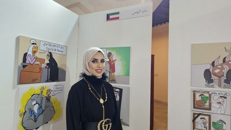 بالصور.. جسر من «الكرتون» بين الكويت وقطر