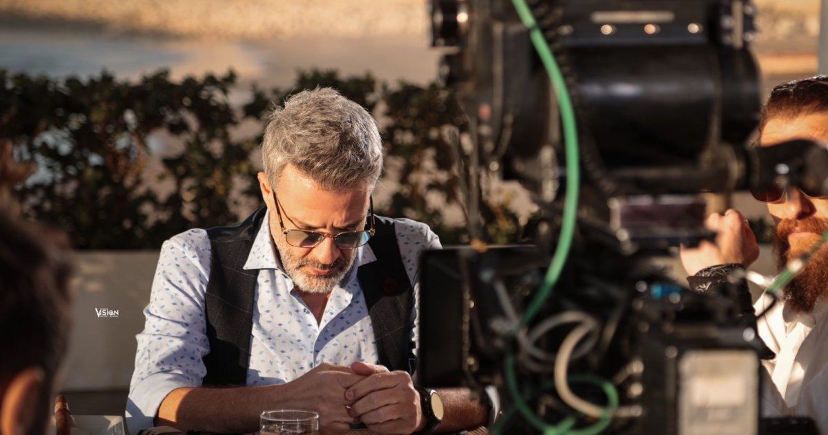 شاهد .. خانه شقيقه وهرب مع حبيبته .. زين العمر يكشف الحقيقة في " مجرّد سايح "