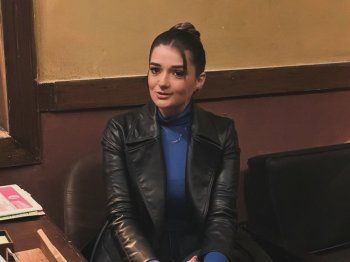 شاهد .. ملك أحمد زاهر تشوق متابعيها لشخصيتها اللافتة في "محارب"