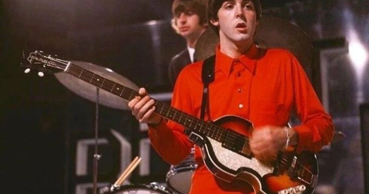 شاهد .. العثور على غيتار فقده عضو فرقة البيتلز السابق بول مكارتني قبل 50 عاماً