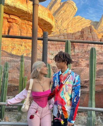 شاهد .. بالصور- شسبب شكلها..حبيبة جايدن سميث تضعه في هذا الموقف و ردة فيعله ستفاجأكم