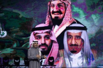 شاهد .. همس فكري تُحيي ختام مرحلة نصف النهائي في " الملعقة " .. ومن تأهل من الشعراء ؟