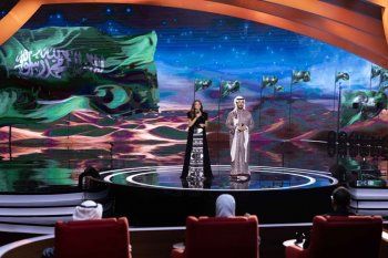 شاهد .. همس فكري تُحيي ختام مرحلة نصف النهائي في " الملعقة " .. ومن تأهل من الشعراء ؟