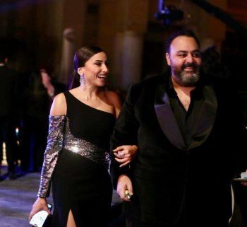 شاهد .. تفاصيل إطلالة دينا الشربيني في ليالي السعودية المصرية.. وهذا سعر فستانها