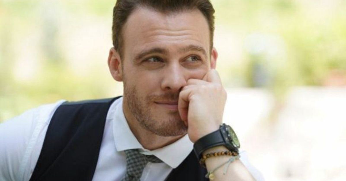 شاهد .. كرم بورسين على قرابة بهذه الممثلة؟