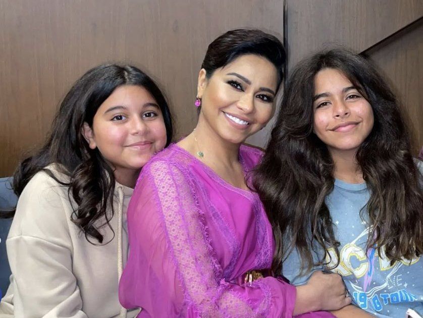 شاهد .. بالصور- إبنتا شيرين عبد الوهاب في حفلها في بيروت