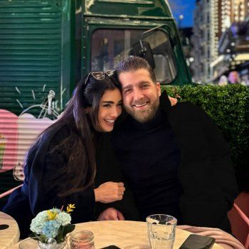 شاهد .. بالصور- جيسيكا عازار تهنئ والدتها في عيد ميلادها.. لن تصدقوا جمالها!