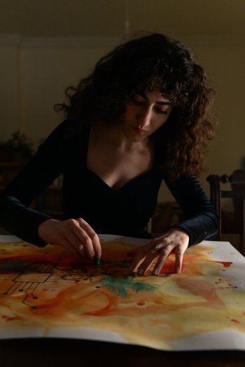 شاهد .. " الحياة ما بعد الذات " معرض كرستين صافتلي الفردي الأول