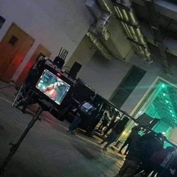 شاهد .. بالصور - عمرو دياب من كواليس تصوير إعلان لـ رمضان 2024