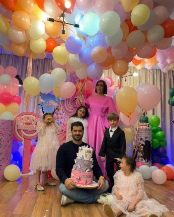 شاهد .. بالصور- الدكتورة خلود تحتفل بعيد ميلاد أولادها بأجواء فخمة