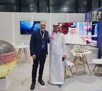 شاهد .. بصمة جمالية واضحة تركها باسم كريستو أينما حل!