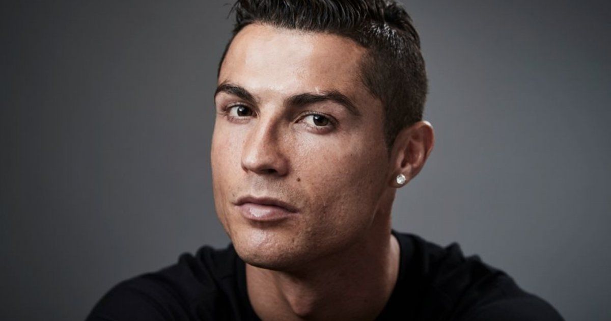 شاهد .. كريستيانو رونالدو هذا ما فعله عندما كان فقيرا..ولماذا يبحث عن هذه المرأة؟