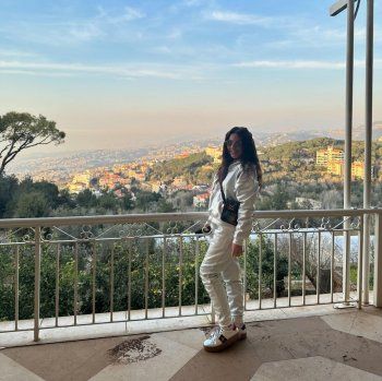 شاهد .. بالصور - مي كساب مستمتعة بأجواء لبنان وهذا ما قالته