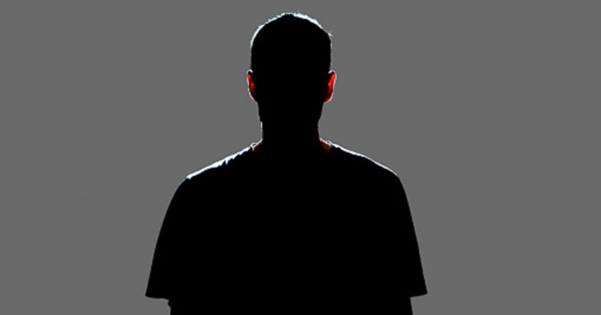 شاهد .. بعد تعرضه لوعكة صحية.. فنان مصري شهير يكشف تطورات حالته الصحية