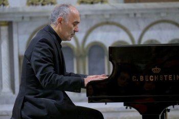 شاهد .. الكونسرفتوار احتفل بالموسيقي اللبناني العالمي عبد الرحمن الباشا