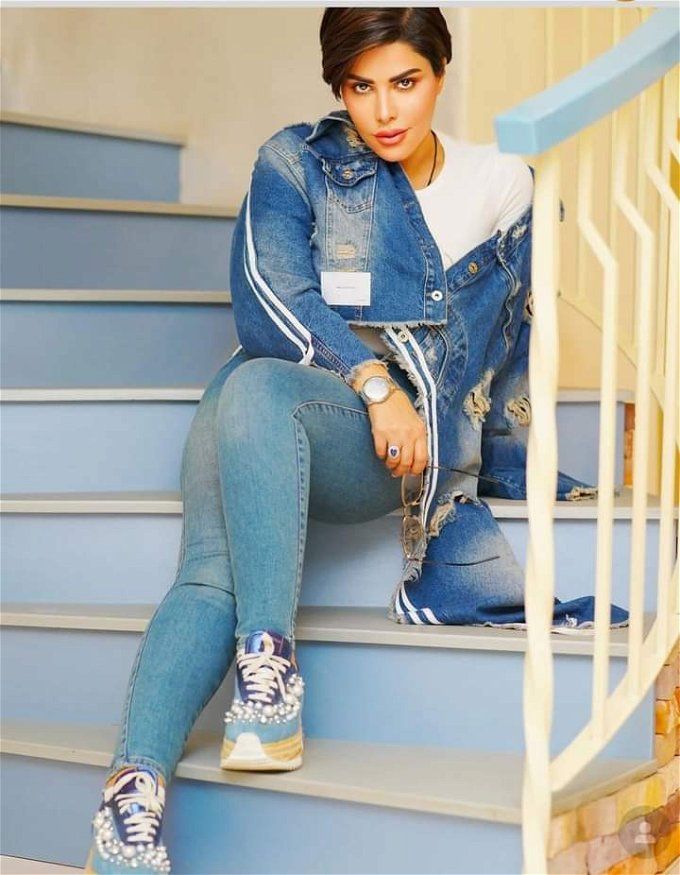 شمس الكويتية بإطلالة كاجوال.. أبهرت متابعيها وخطفت أنظارهم