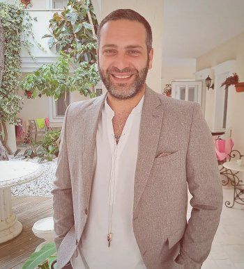 شاهد .. خاص - وسام صليبا: " هذه مشكلة نصوص مسلسلاتنا .. وكنت أتمنى لو لم يحدث ذلك في دوري في الخائن "