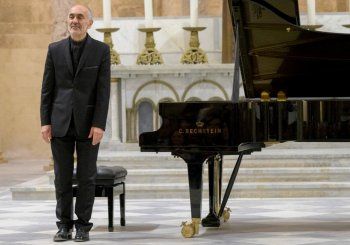 شاهد .. الكونسرفتوار احتفل بالموسيقي اللبناني العالمي عبد الرحمن الباشا