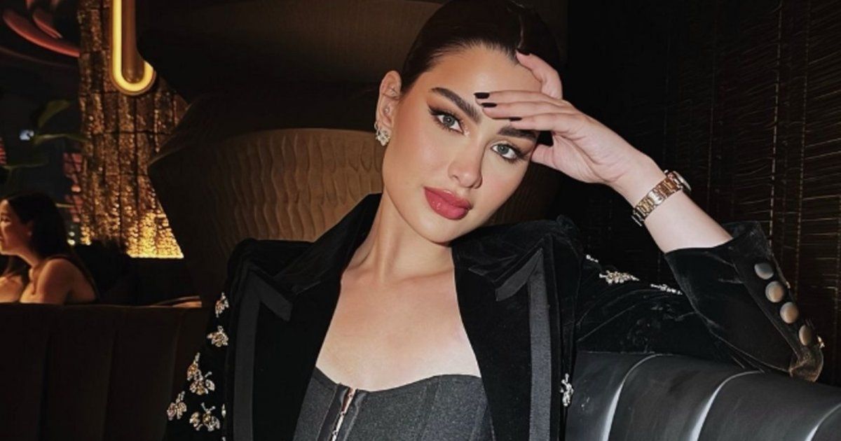 شاهد .. بفستان أحمر رائع..روان بن حسين تبهر العيون باناقتها و أنثتها