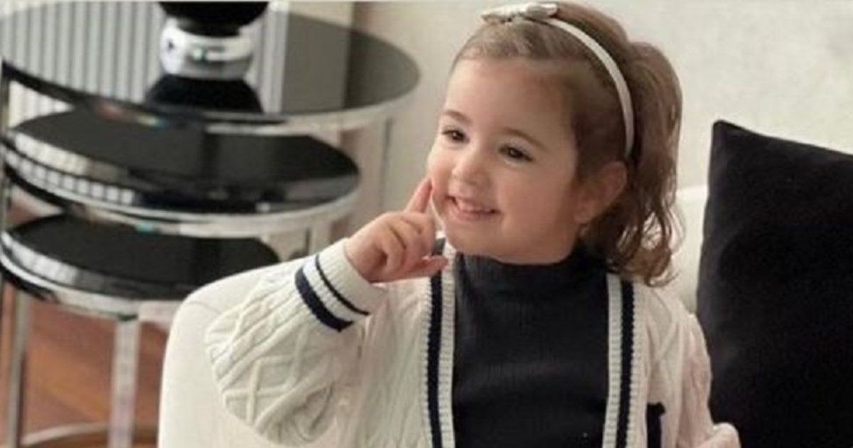 شاهد .. من هي الطفلة "زينة" التي خطفت القلوب في "الخائن".. إليكم هذه المعلومات