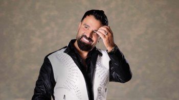 شاهد .. إليكم سعر فستان روبي الذي تألقت به في المملكة العربية السعودية