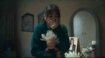 شاهد .. رولا بحسون تروج لمسلسلها الجديد " نقطة إنتهى " - بالصور