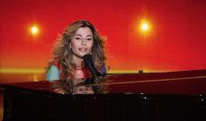 شاهد .. بالاسود الأنيق..هيفا وهبي بأنوثة لا نهائية و أناقتها تسحر العيون