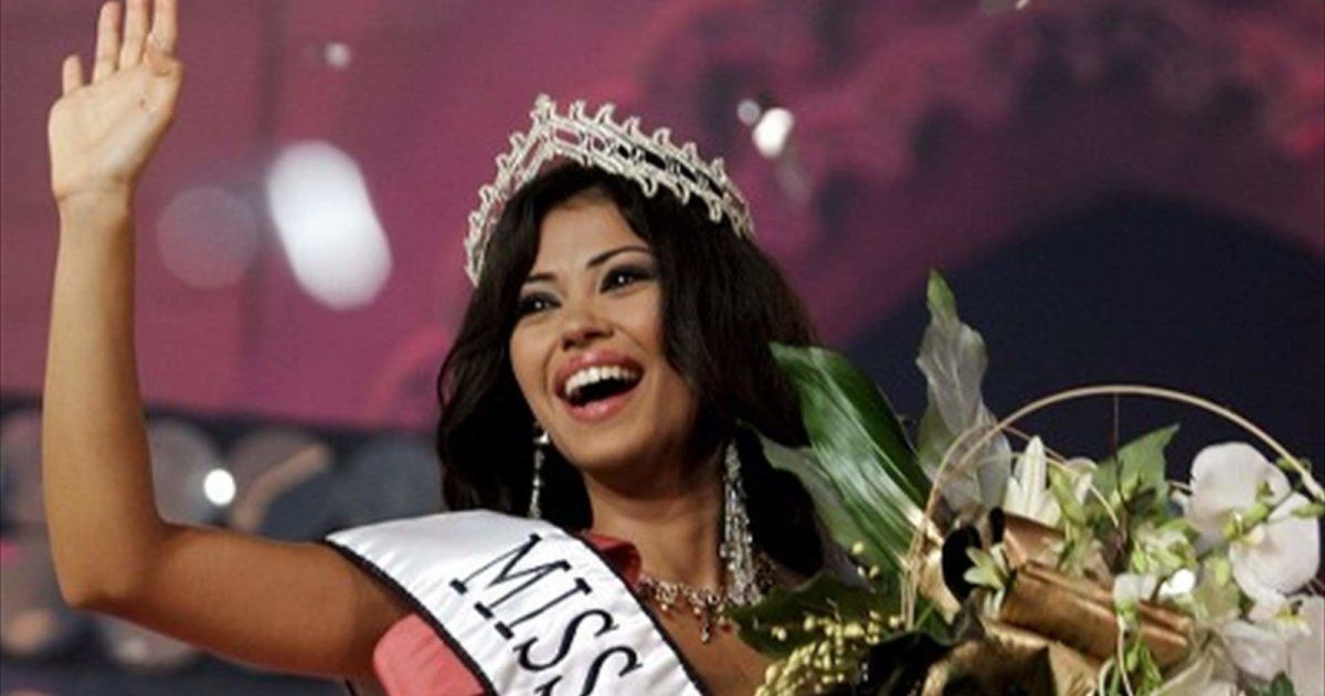 شاهد .. ملكة جمال لبنان لعام 2008 تستمتع بوقتها برفقة إبنتها على الثلج- بالصور