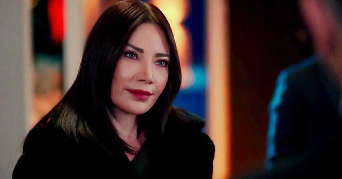 شاهد .. عطر "أسيل" في "الخائن" يشغل المتابعين.. وهذا نوعه وسعره