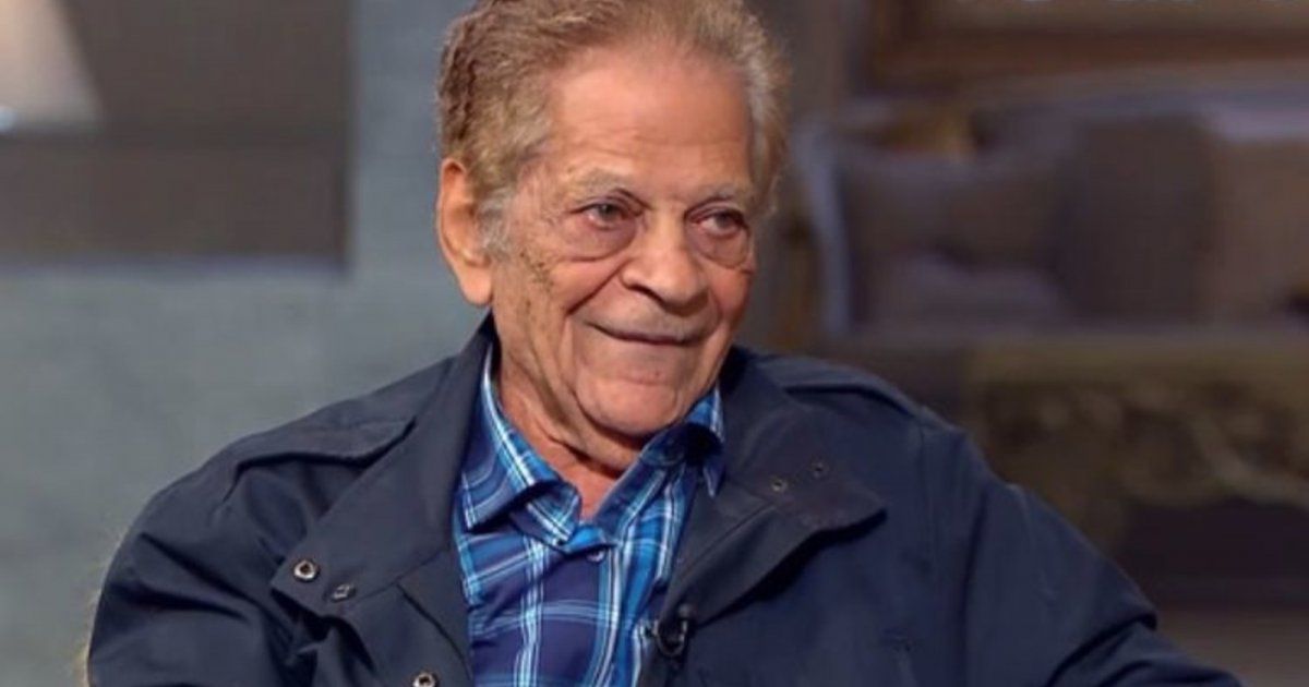 شاهد .. مراسم عزاء الراحل جميل برسوم بحضور عدد من الفنانين والممثلين - بالصورة