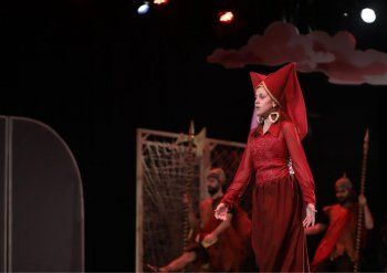 شاهد .. تكريم ريمون جبارة في مسرح مونو .. وإعادة إحياء 4 من مسرحياته