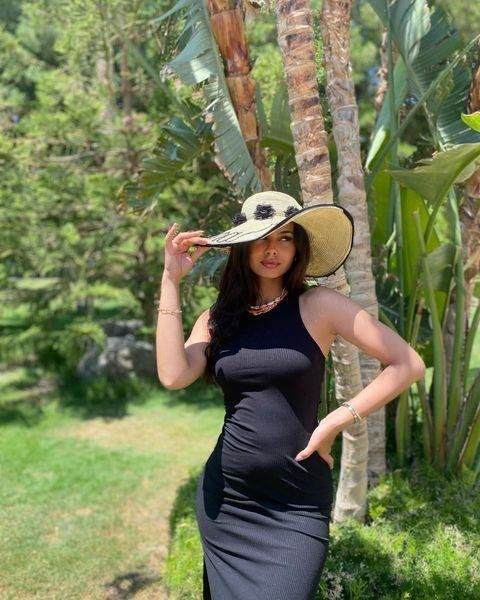 عاجل .. إصابة والد منة عرفة في حادث على الطريق الدائري