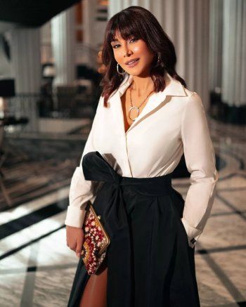 شاهد .. كاريس بشار بأناقة و شياكة عالية..وجمالها يلفت الأنظار