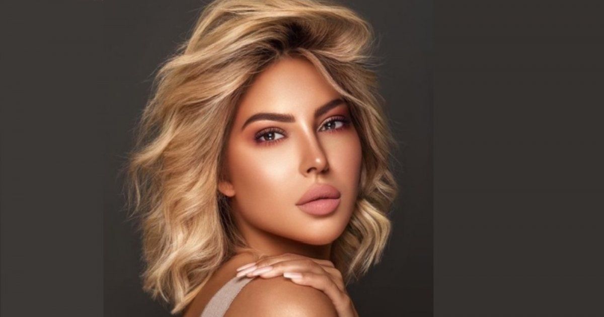 شاهد .. بالصور- مريم الدباغ بالعباءة والحجاب في السعودية