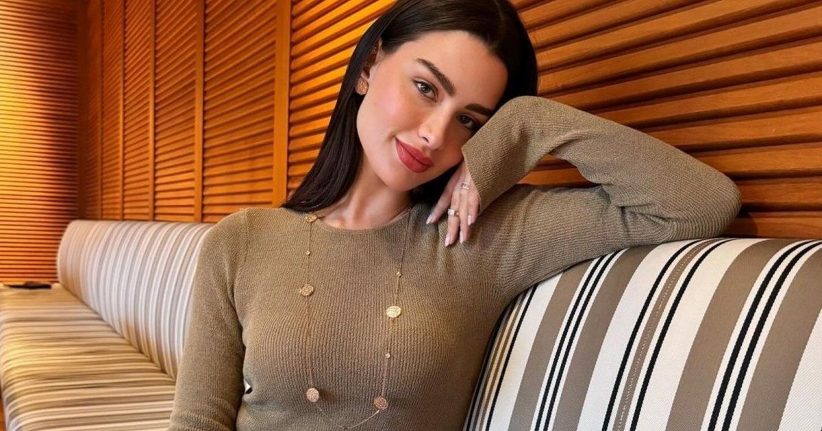 شاهد .. بالصورة - روان بن حسين تتألق بأناقتها و أنوثتها تبهر الجمهور