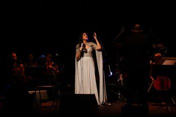 شاهد .. بالصور- هذا ما كشفته أميرة سليم عن حفل "الموسيقى من أجل السلام"