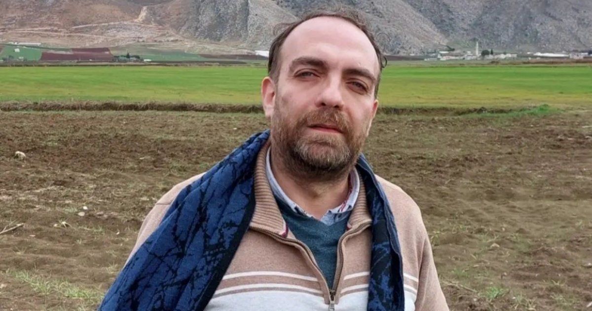 شاهد .. خاص بالفيديو- طوني البايع: "هذا ما أتذكره من لقائي مع فيروز وماجدة الرومي" وماذا قال عن إليسا ويارا وتواصله مع أدهم نابلسي؟