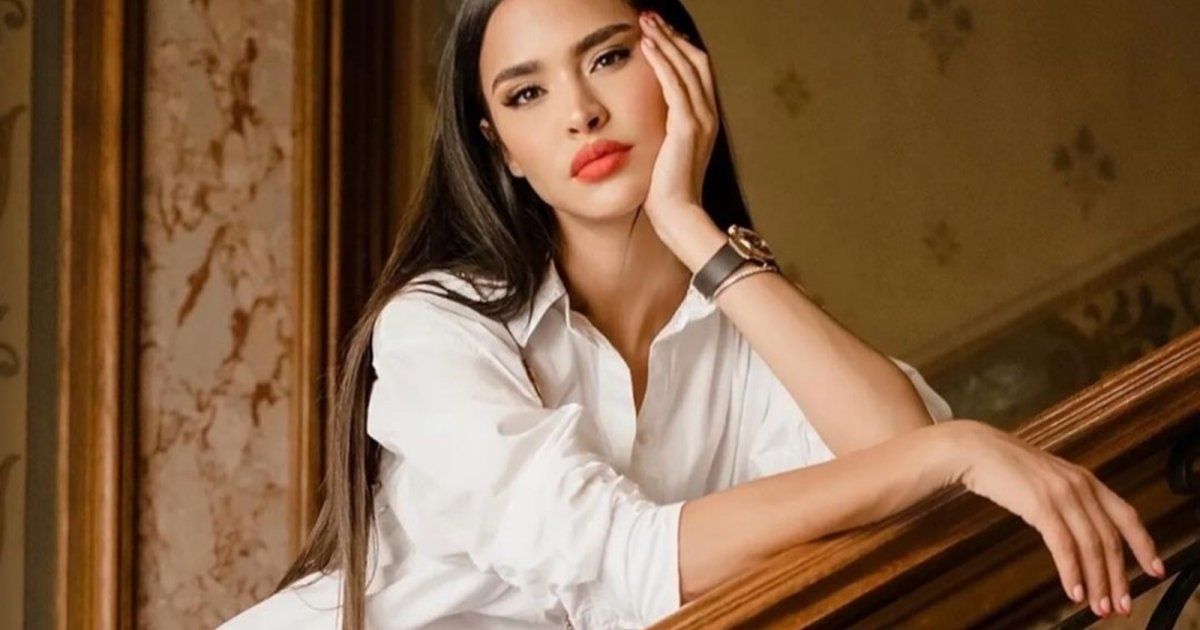 شاهد .. ليلى بن خليفة تستقبل طفلتها الأولى بعمر الـ 42 .. وتشارك الصور الأولى لعائلتها