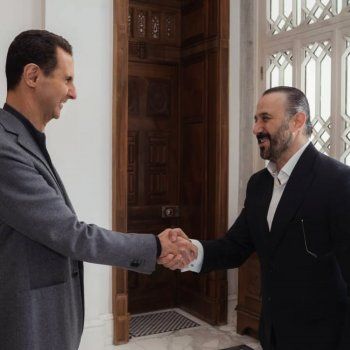 شاهد .. نخبة من الممثلين السوريين يلتقون بالرئيس السوري بشار الأسد من بينهم تيم حسن وقصي خولي وهذا ما يجمعهم