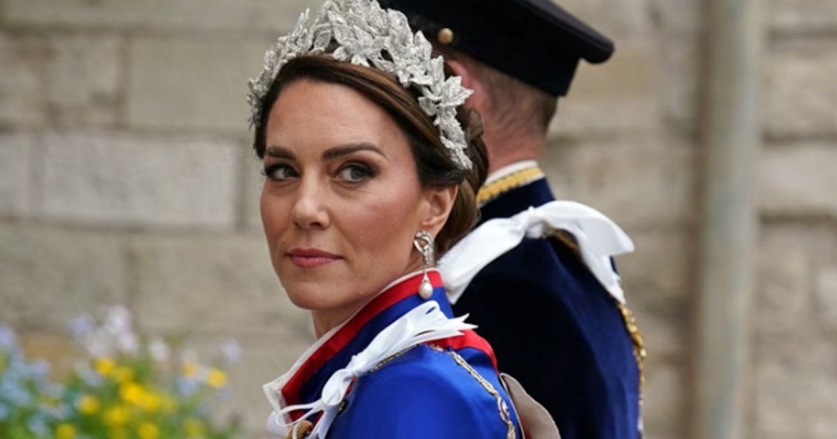 شاهد .. أول رسالة من كايت ميدلتون بعد جراحة البطن وتلاعب في صورتها يحدث بلبلة