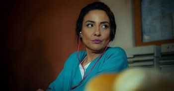 شاهد .. مي كساب تشارك صوراً جديدة من كواليس مسلسل "العتاولة"